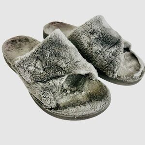 Soll Beam Women’s Cozy Faux Fur Slide Slipper Gray Sz 6.5 Or 37 Great Condition